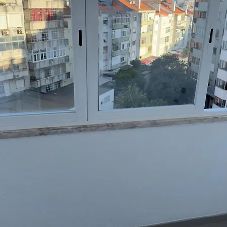 Room Alvalade-3